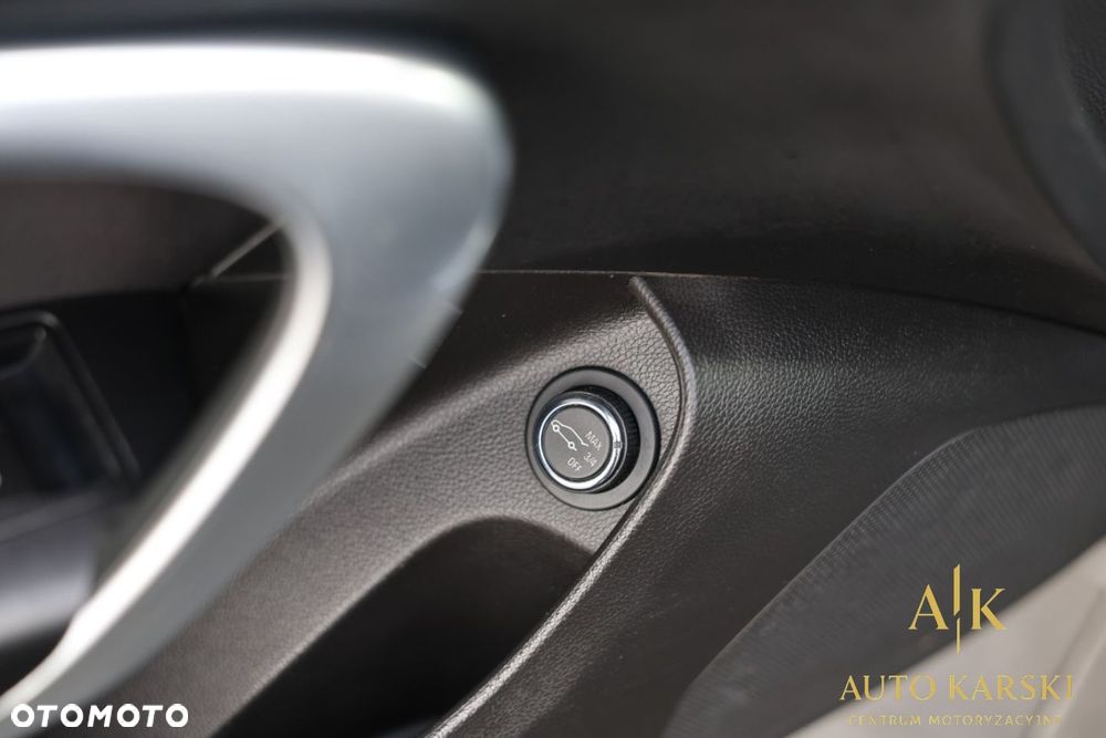Opel Insignia - 23