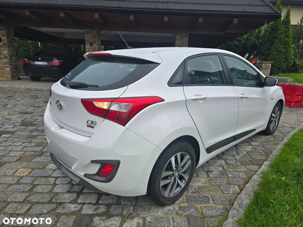 Hyundai i30 1.4 CRDi Advantage - 3