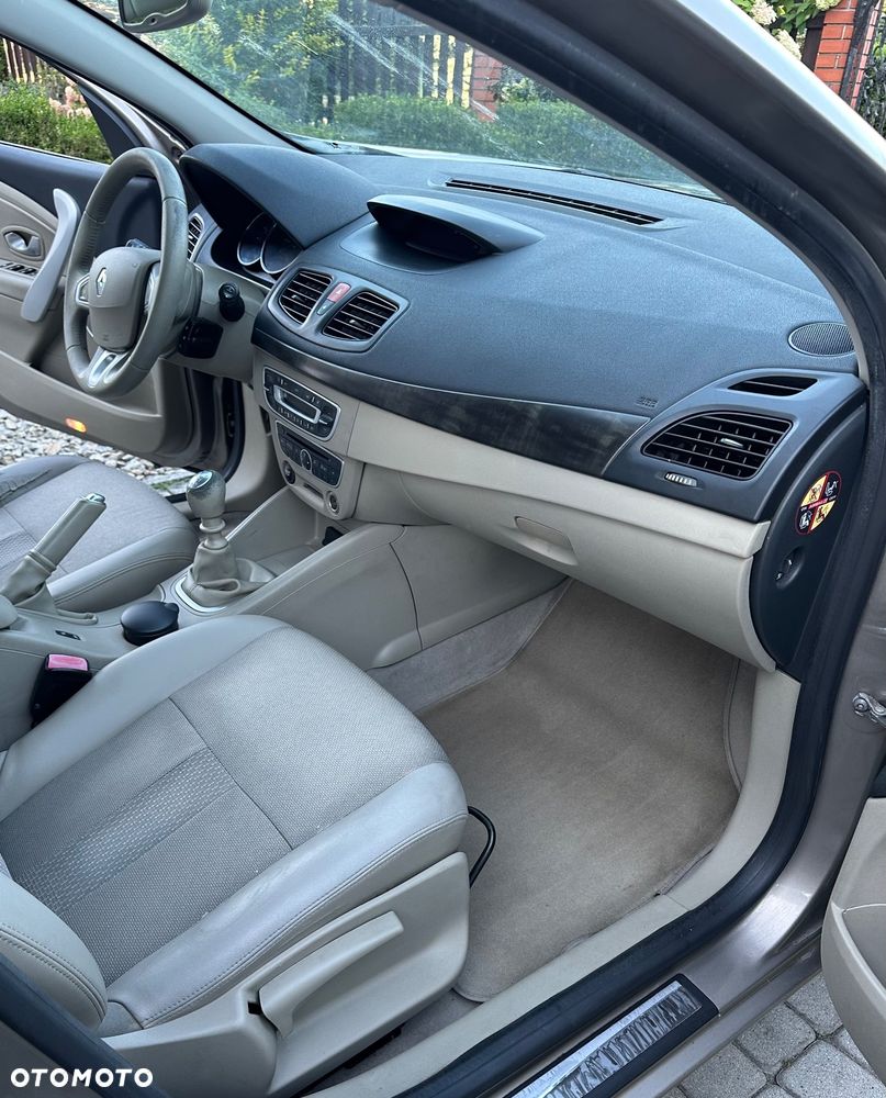Renault Fluence - 24