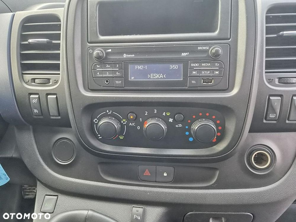 Opel Vivaro - 16