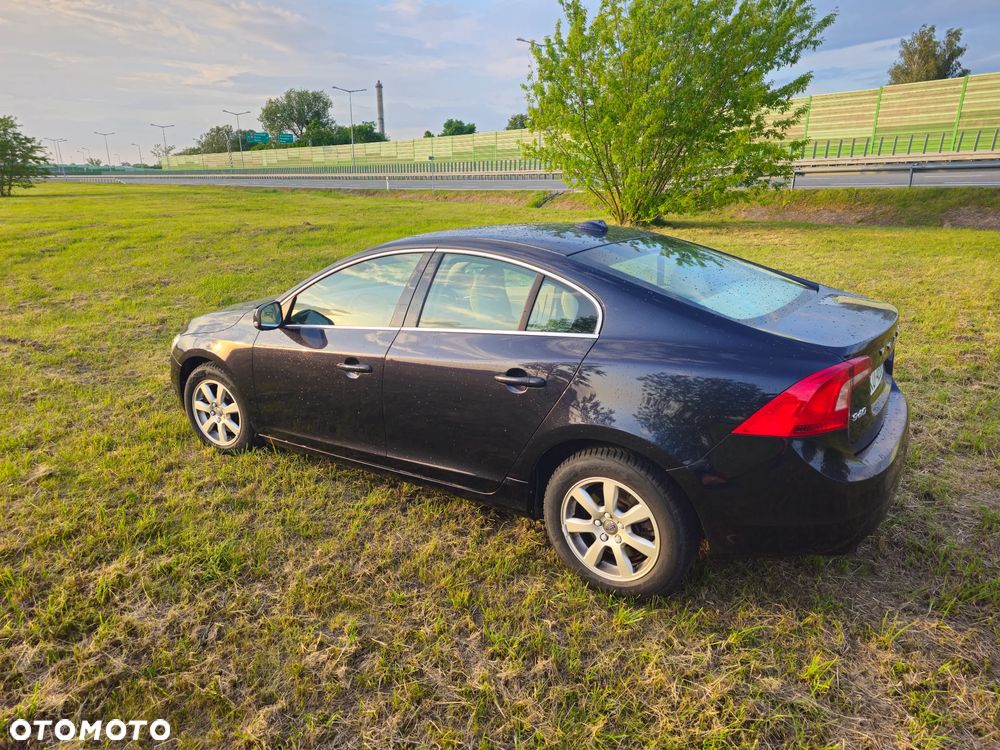 Volvo S60 D3 Drive-E Summum - 10