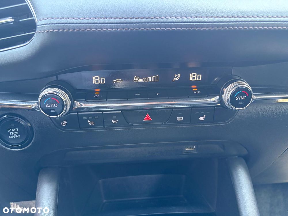 Mazda 3 - 25