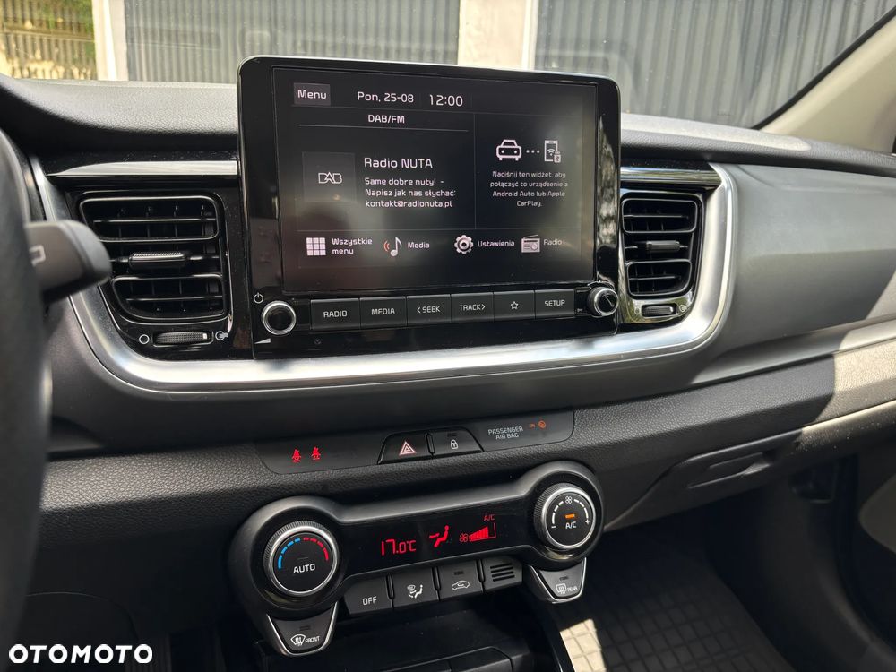 Kia Stonic 1.2 L - 7