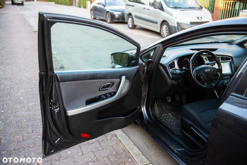Kia Ceed - 17