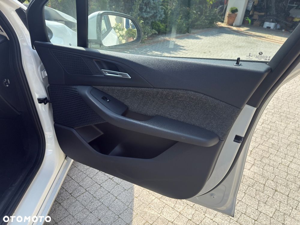 BMW Seria 2 218i - 16