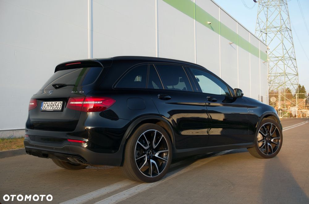 Mercedes-Benz GLC - 6