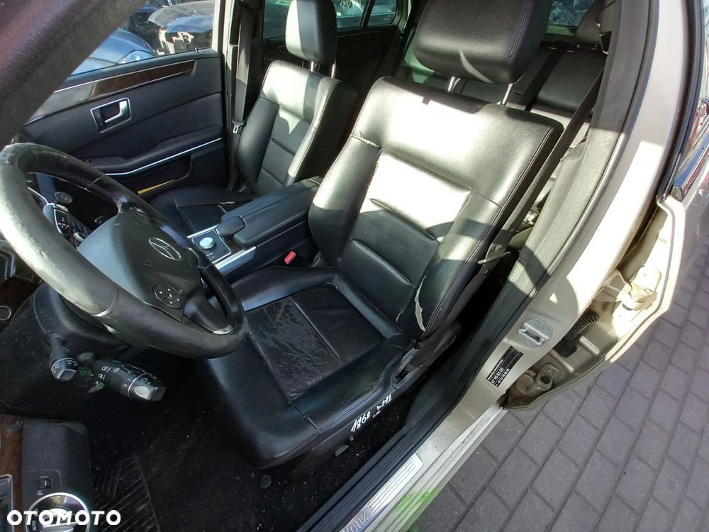 MERCEDES E-KLASA W212 FOTELE KANAPA KOMPLET SKÓRA ELEKTRYCZNE KOMBI - 1