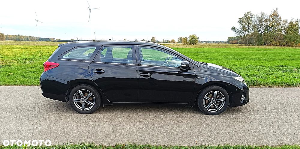 Toyota Auris 1.8 HSD Luna - 6