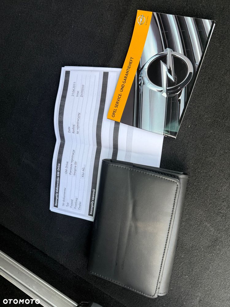 Opel Insignia - 40