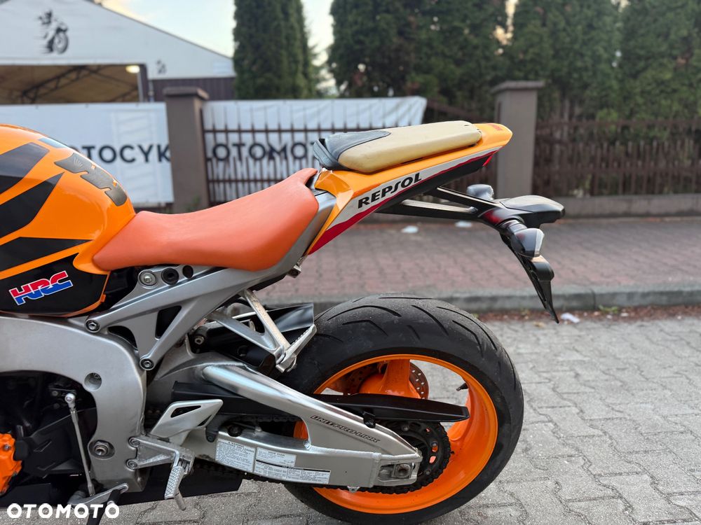 Honda CBR - 23