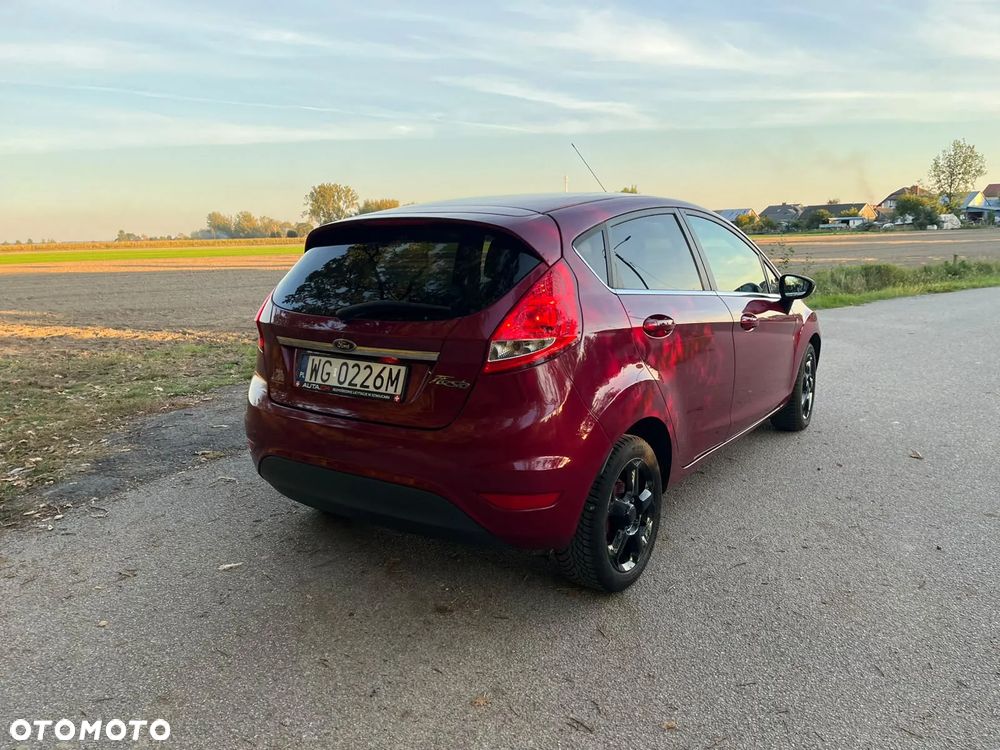 Ford Fiesta - 16