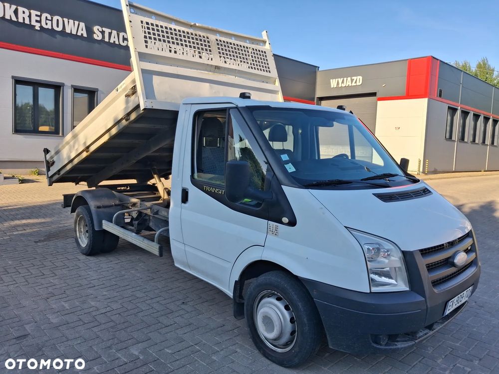 Ford Transit - 1