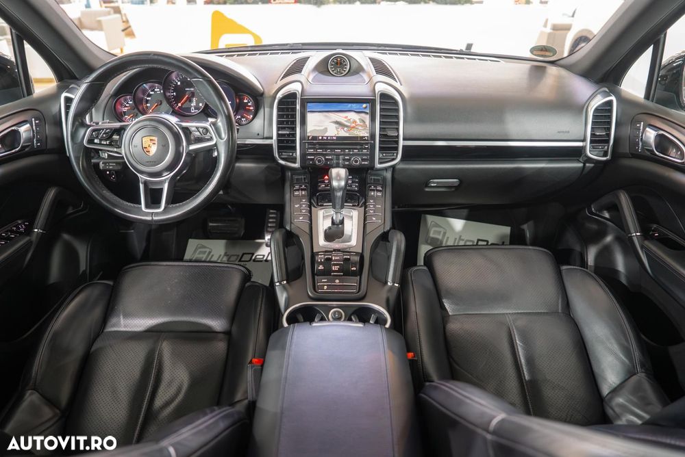 Porsche Cayenne Diesel Tiptronic S - 17
