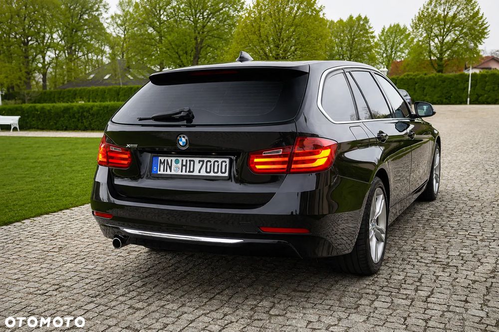 BMW Seria 3 320d xDrive Sport-Aut Luxury Line - 8