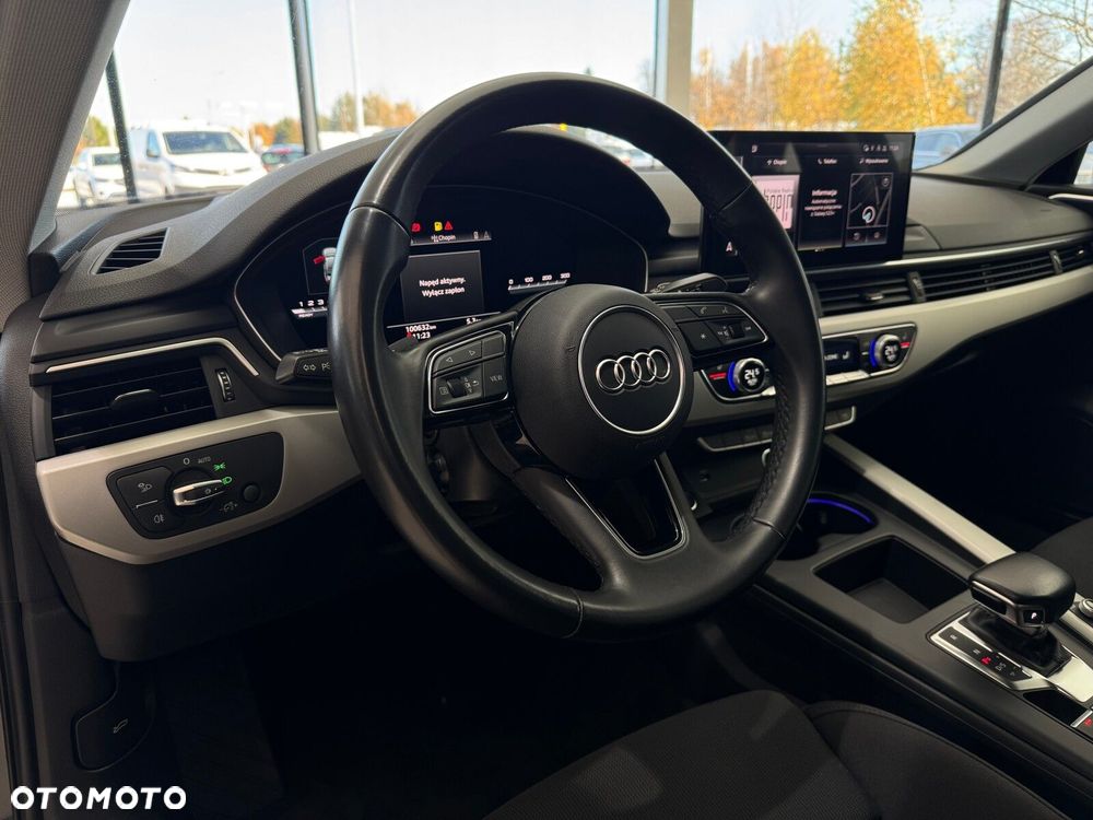 Audi A4 Limousine - 8