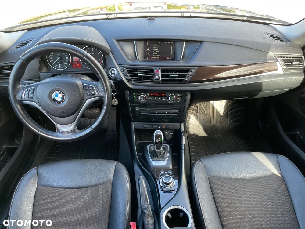 BMW X1 xDrive18d xLine - 6