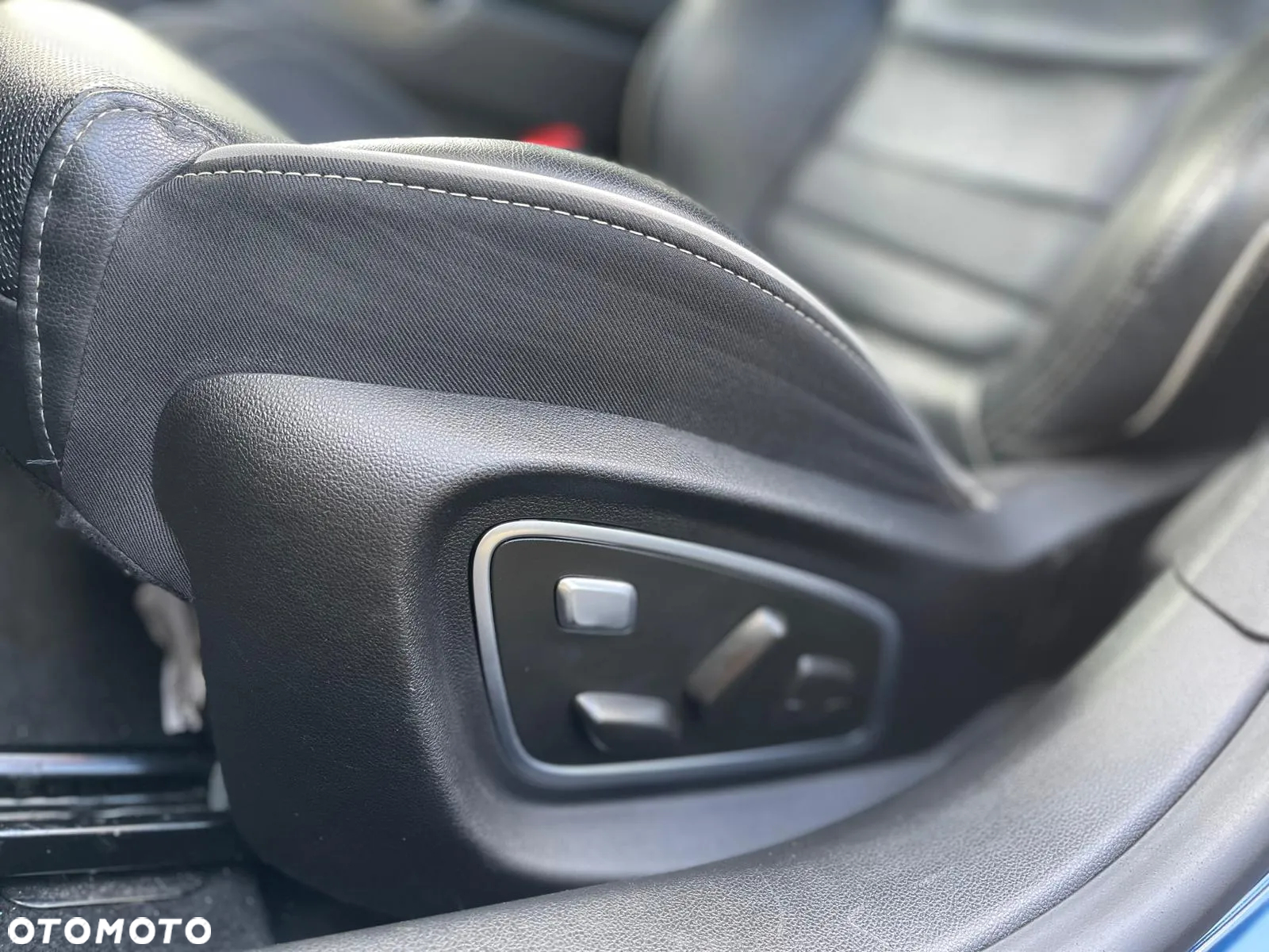 Renault Talisman Grandtour BLUE dCi 160 EDC INTENS - 26