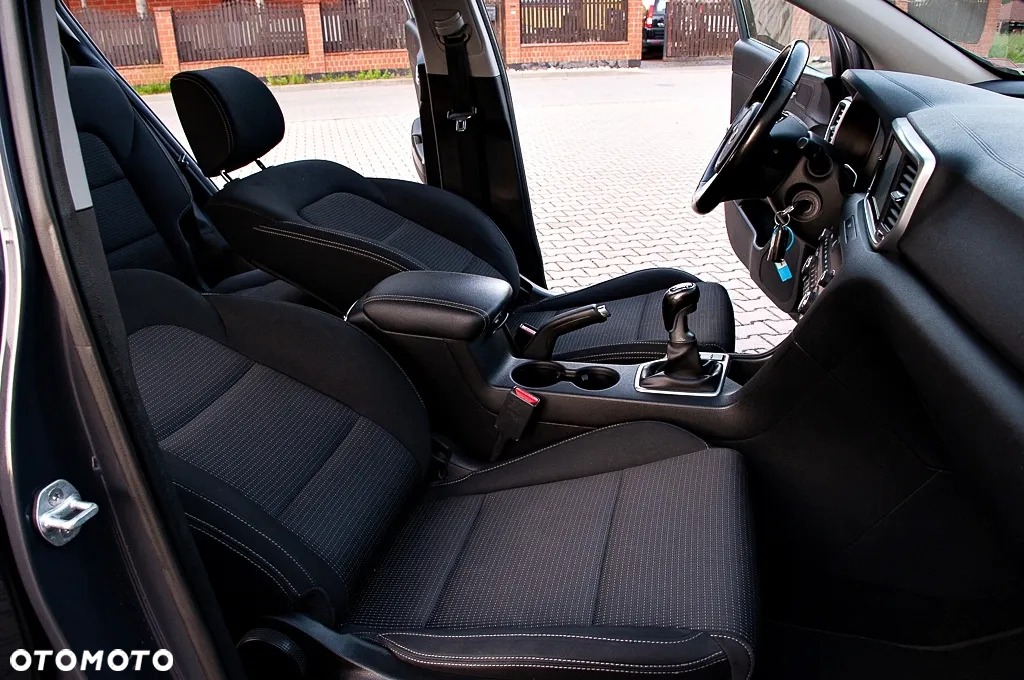 Kia Sportage 1.6 GDI Business Line 2WD - 29