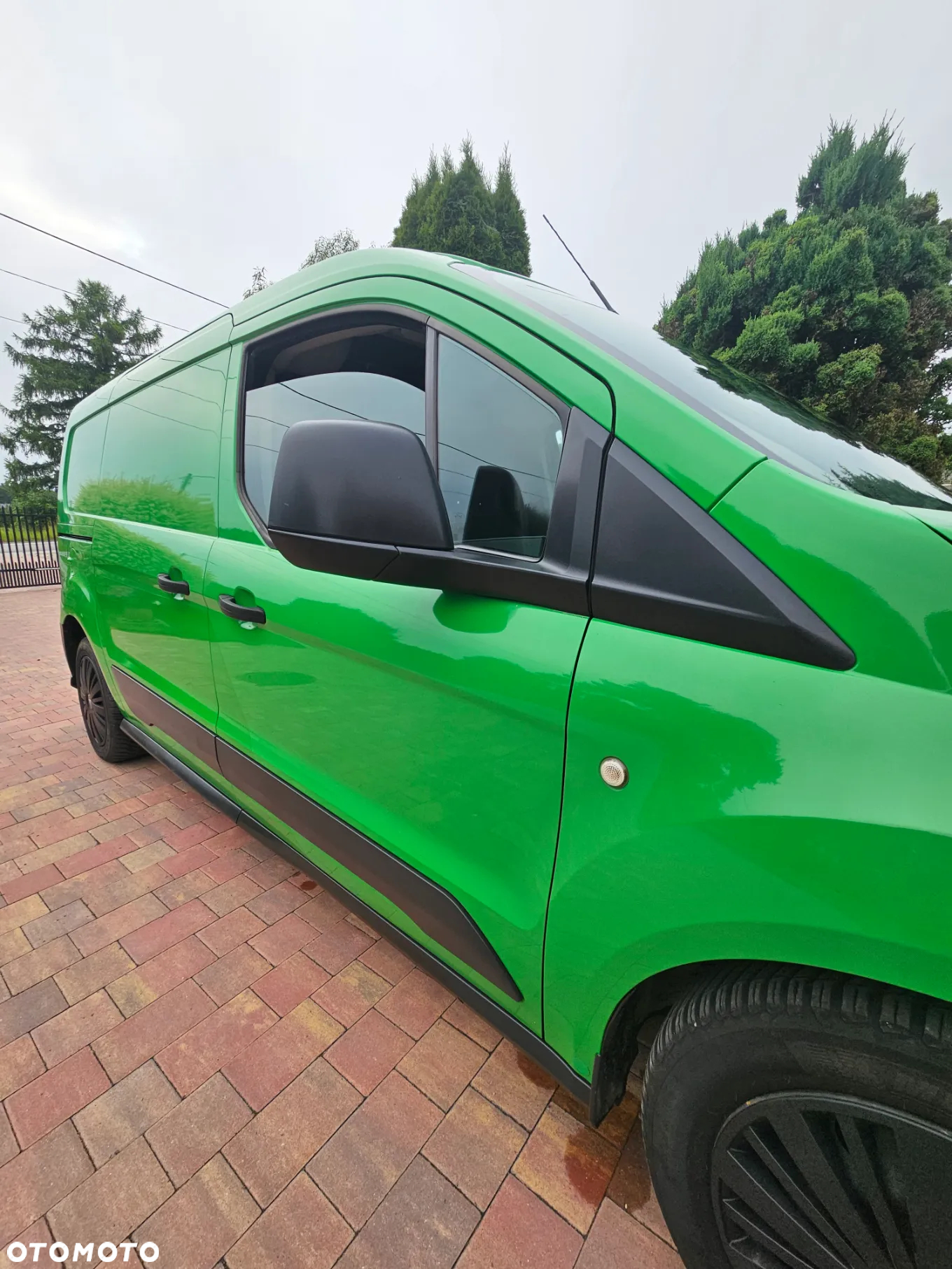 Ford Transit Connect - 13