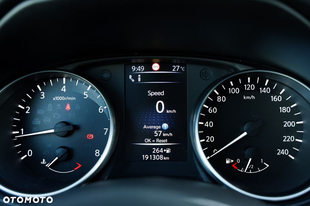 Nissan Qashqai 1.6 DIG-T Tekna+ - 26
