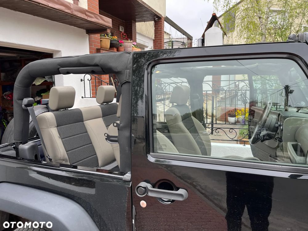 Jeep Wrangler 2.8 CRD Sport - 11
