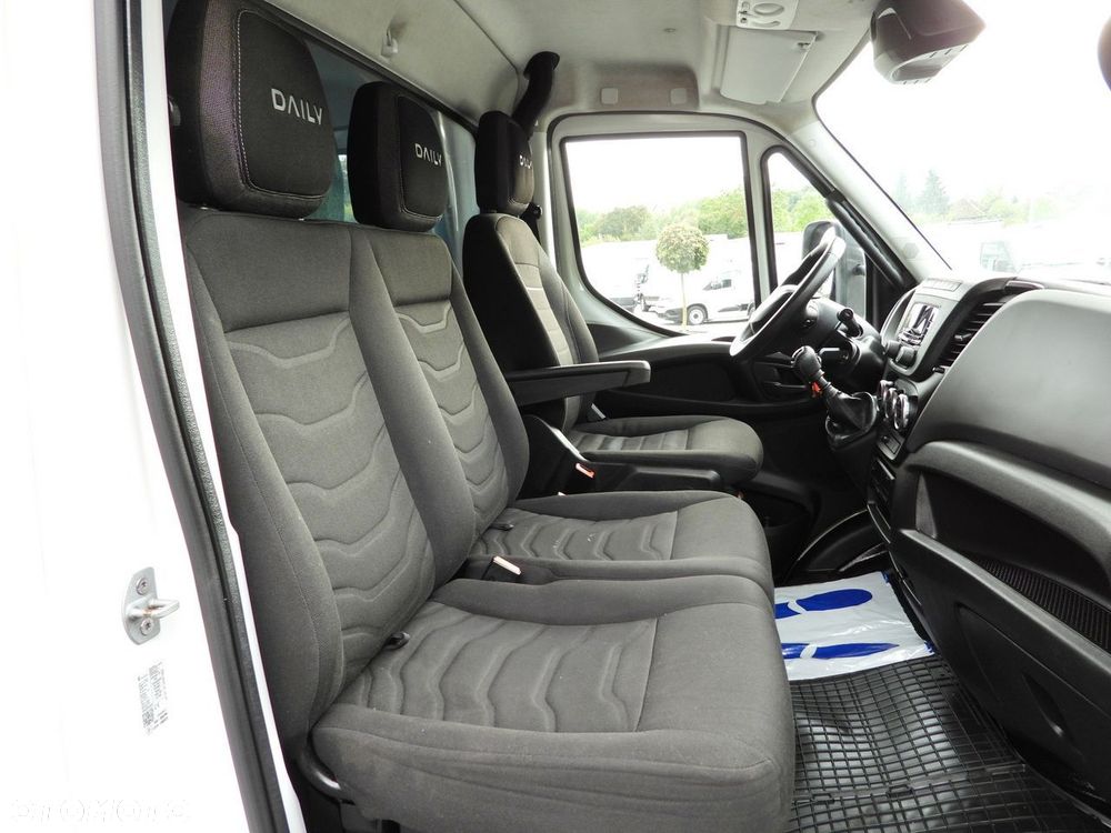 Iveco DAILY 72C18 PLANDEKA WINDA 14 PALET WEBASTO TEMPOMAT LEDY BLIŹNIACZE KOŁA KLIMATYZACJA  180KM - 39
