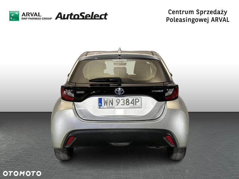 Toyota Yaris - 5