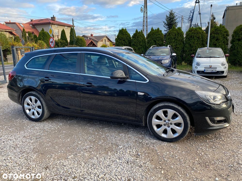 Opel Astra 1.4 Turbo Sports Tourer Exklusiv - 14