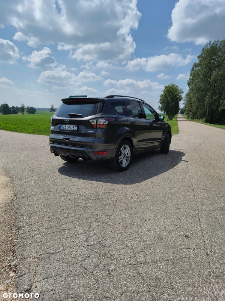 Ford Kuga 1.5 EcoBoost 2x4 ST-Line - 15