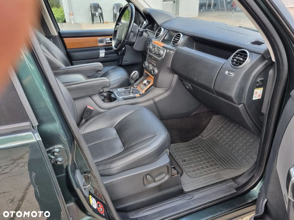 Land Rover Discovery IV 3.0D V6 HSE - 10