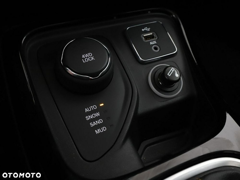 Jeep Compass 1.4 TMair Limited 4WD S&S - 30