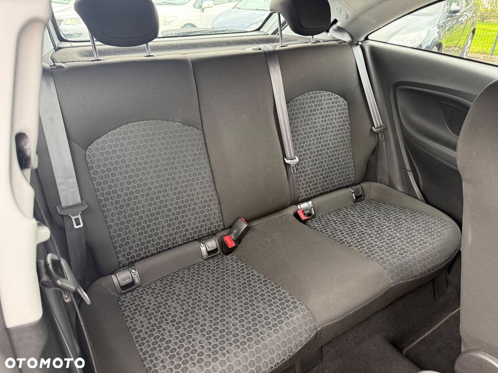 Opel Corsa - 13