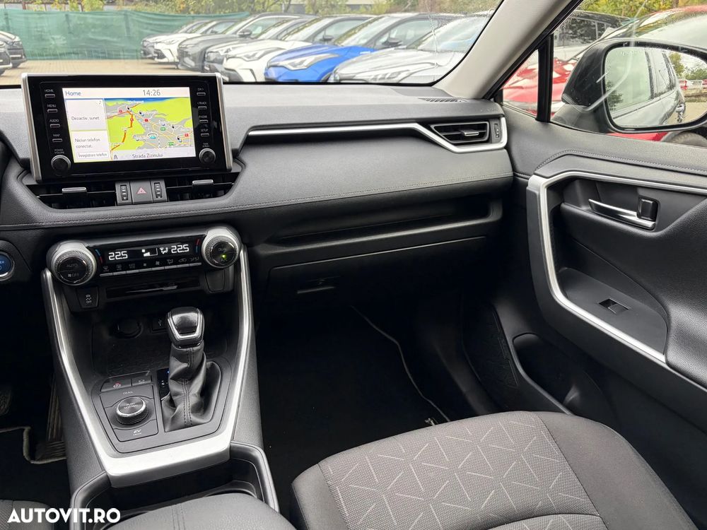 Toyota RAV4 - 17