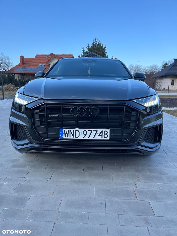 Audi Q8 - 2