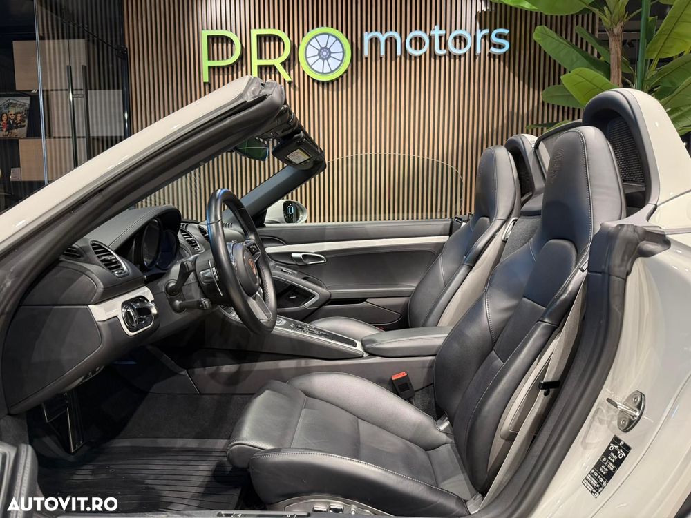 Porsche Boxster - 26