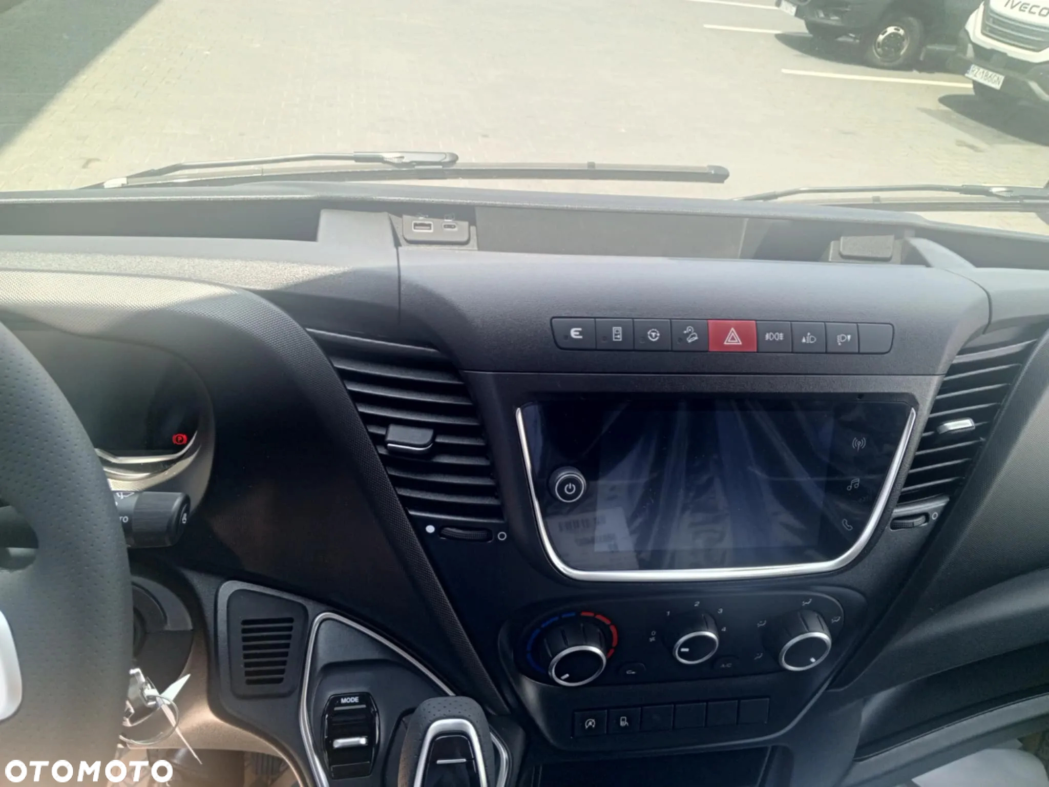 Iveco Daily 35S16V - 11