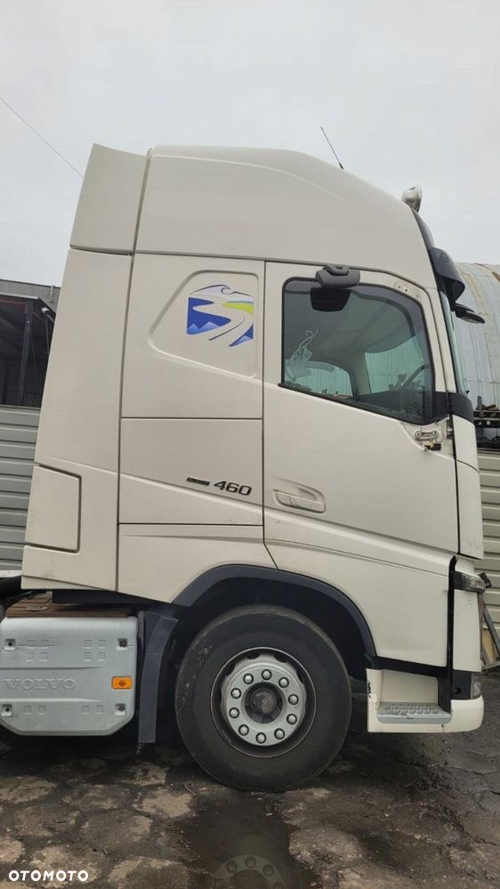 KOMPLETNA KABINA VOLVO FH4 GLOBETROTTER XL EURO 6 EUROPA - 2