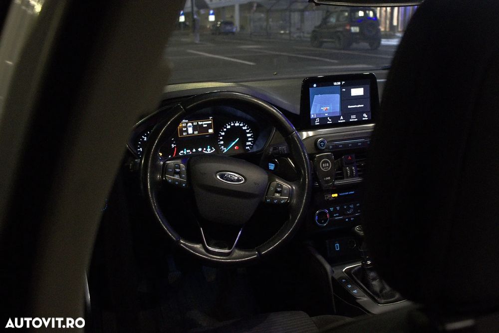 Ford Focus 1.5 EcoBlue Titanium Business - 9