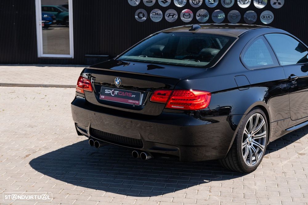BMW M3 Auto - 12