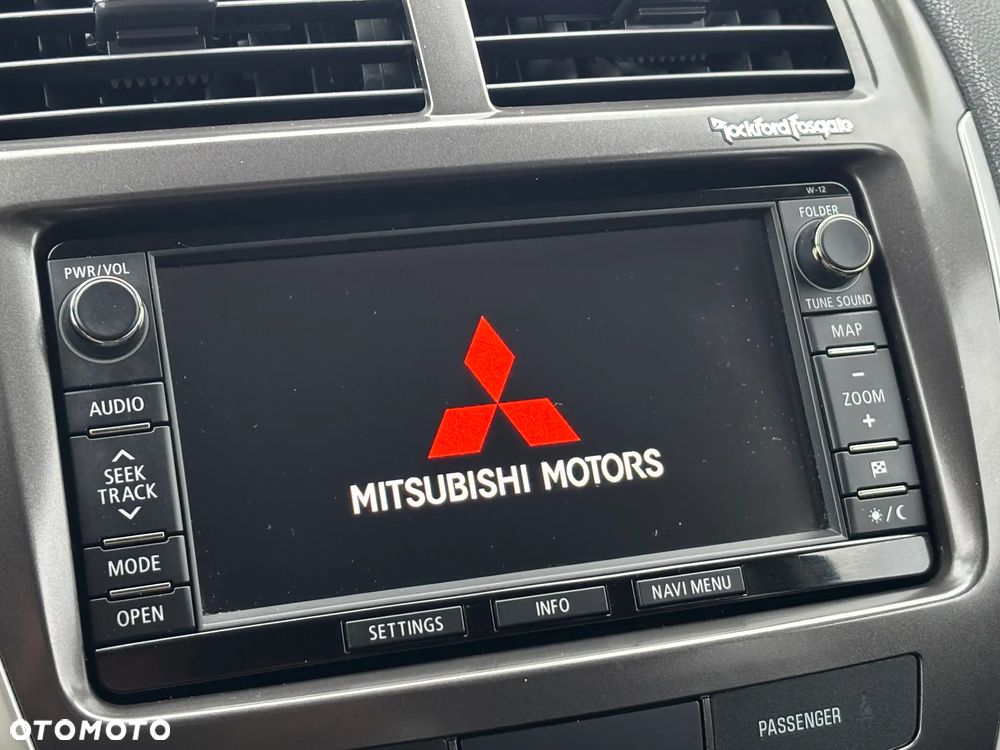 Mitsubishi ASX 1.8 DI-D 4WD Top - 23