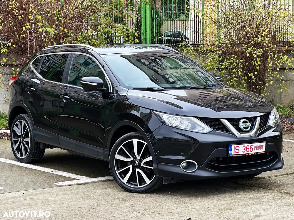Nissan Qashqai 1.6 dCi DPF 4x4 Start/Stop tekna - 2