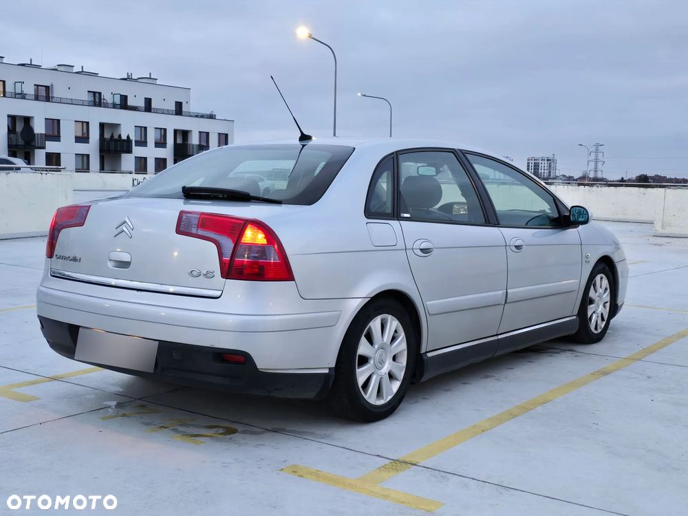 Citroën C5 II 3.0 V6 Exclusive - 2
