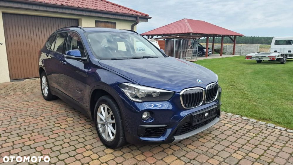 BMW X1 sDrive16d - 13