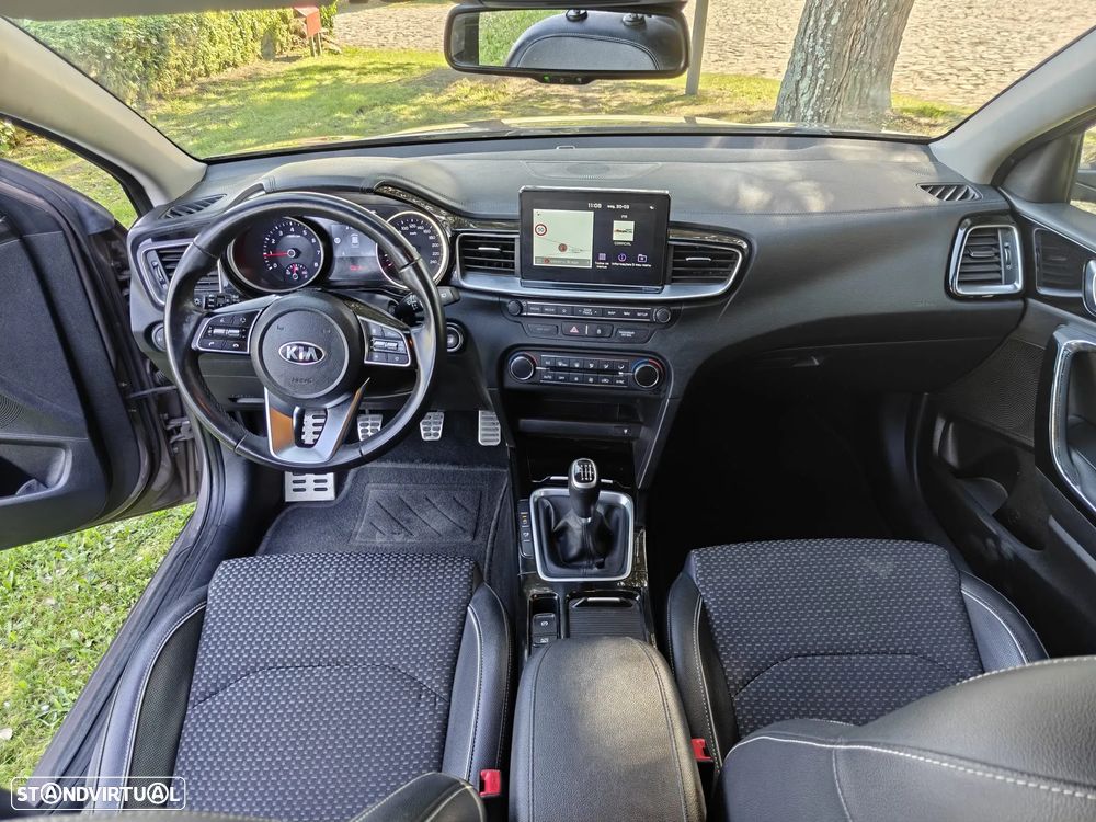 Kia Ceed SW 1.0 T-GDI TX+SRF - 21