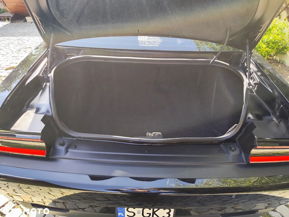 Dodge Challenger 5.7 R/T - 35