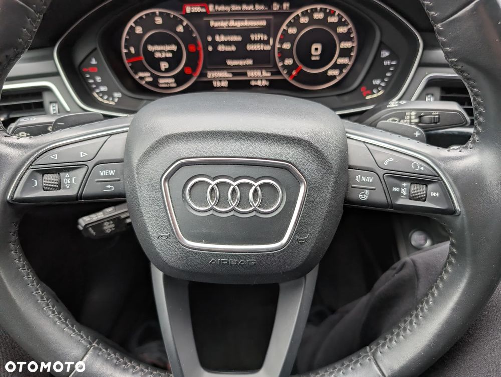 Audi A4 Limousine - 16