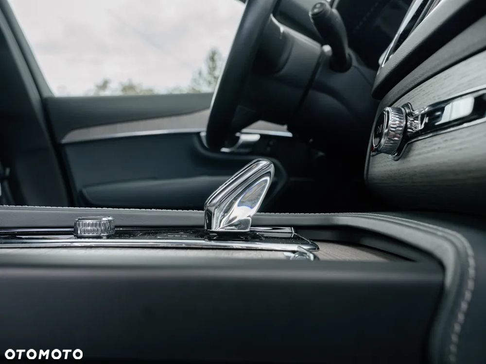 Volvo XC 90 B5 D AWD Inscription - 19