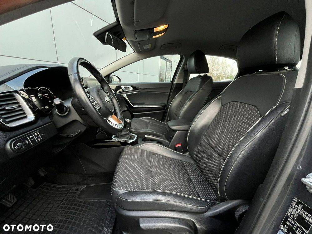 Kia XCeed 1.6 CRDi (48V Mild-Hybrid) SPIRIT - 14