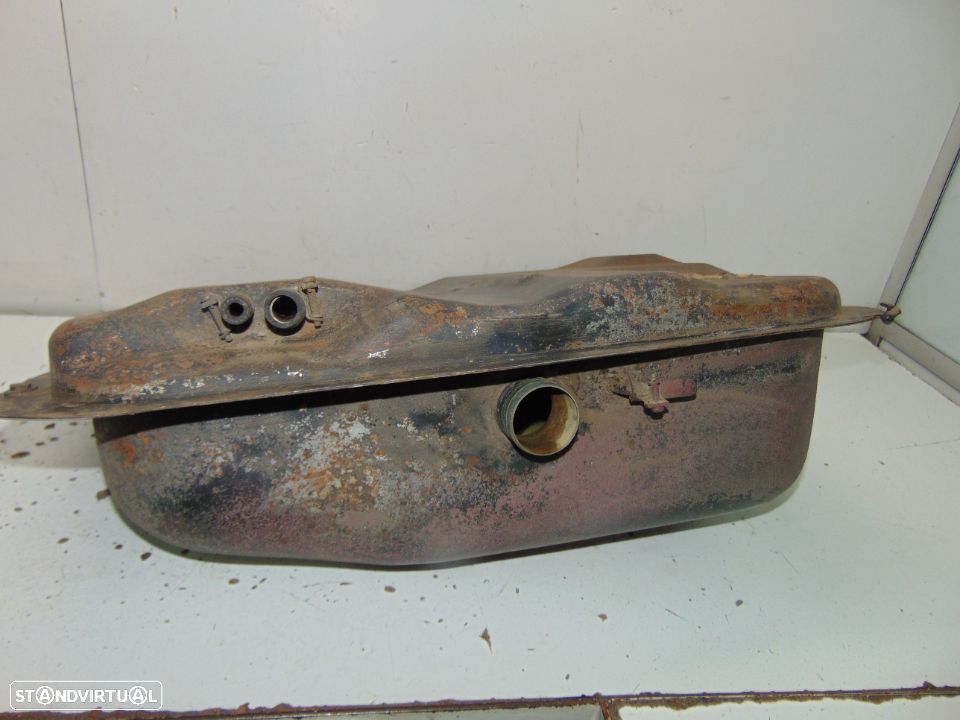 Datsun 120y carrinha depósito de gasolina - 6