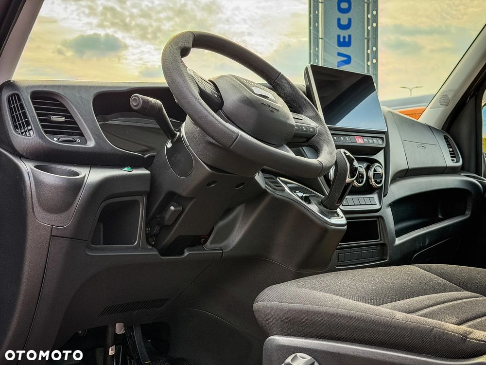 Iveco Daily 35S18HA8 - Autolaweta z VDI 3.0 Automat 180KM - Dostępne od ręki! GSC Gorzów! - 28